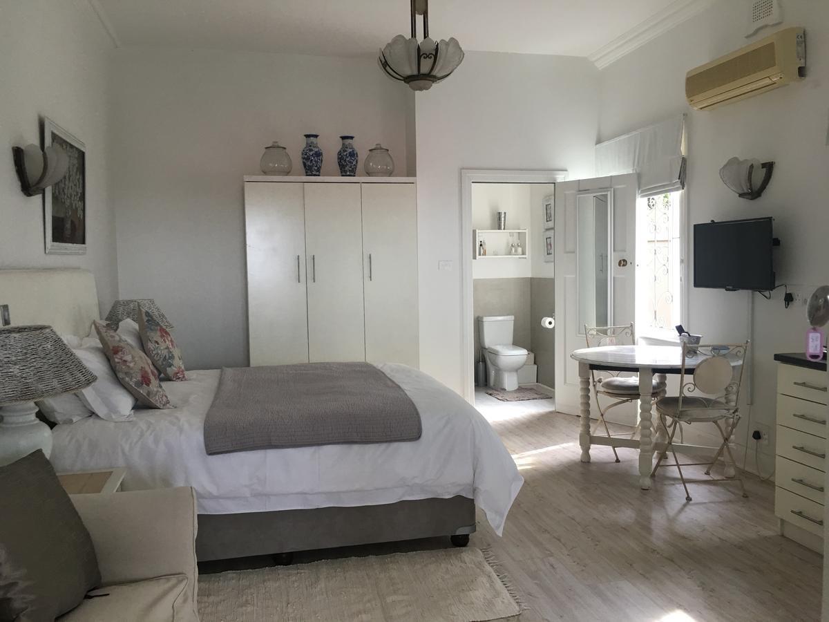The Good Life Apartment Durban Bagian luar foto